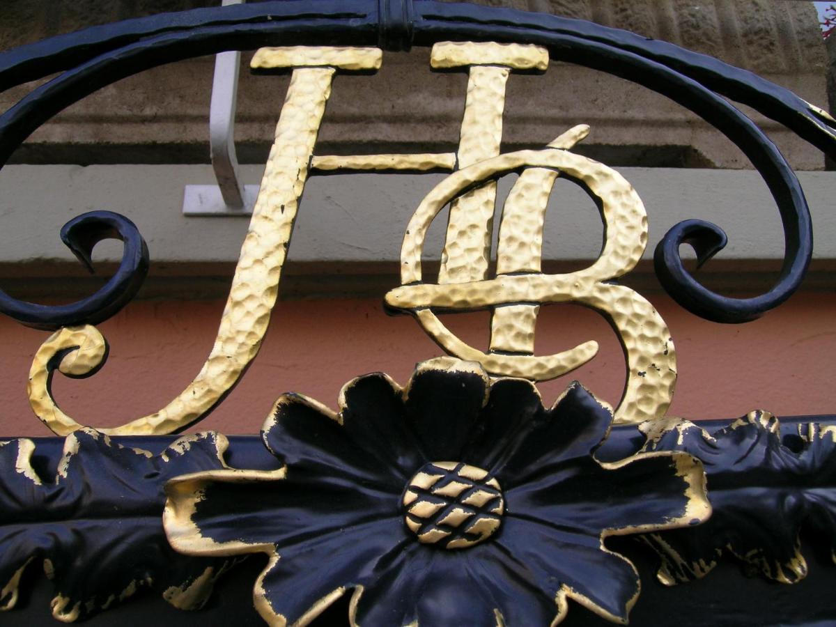 Hotel Restaurant Le Bristol Niederbronn-les-Bains Eksteriør bilde